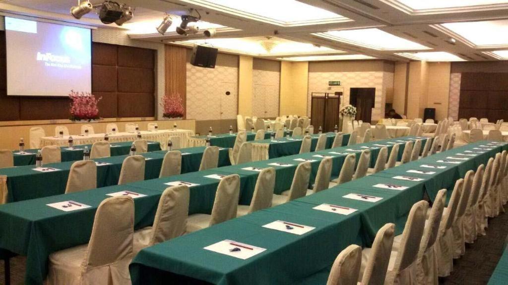 เดอะแลนด์มาร์คโฮเต็ล Hotel บาตู ปาฮัท ภายนอก รูปภาพ