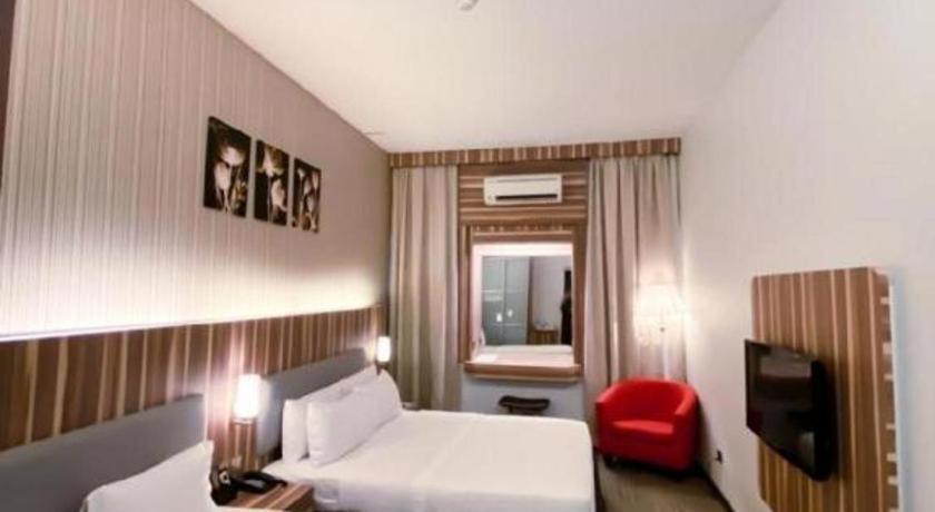เดอะแลนด์มาร์คโฮเต็ล Hotel บาตู ปาฮัท ภายนอก รูปภาพ