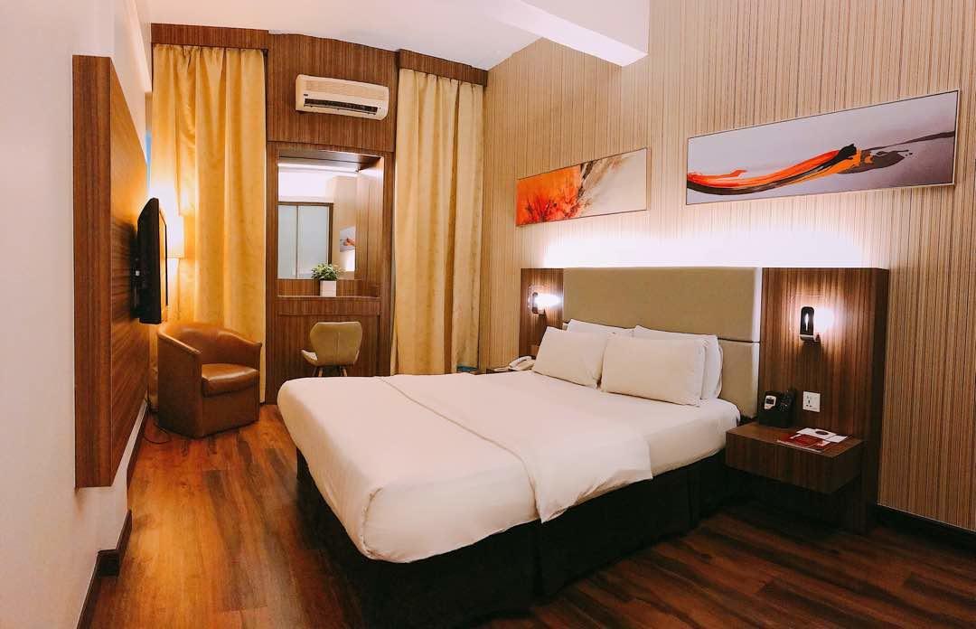 เดอะแลนด์มาร์คโฮเต็ล Hotel บาตู ปาฮัท ภายนอก รูปภาพ